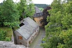 Burg Dhronecken
