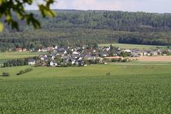 Blick auf Bäsch
